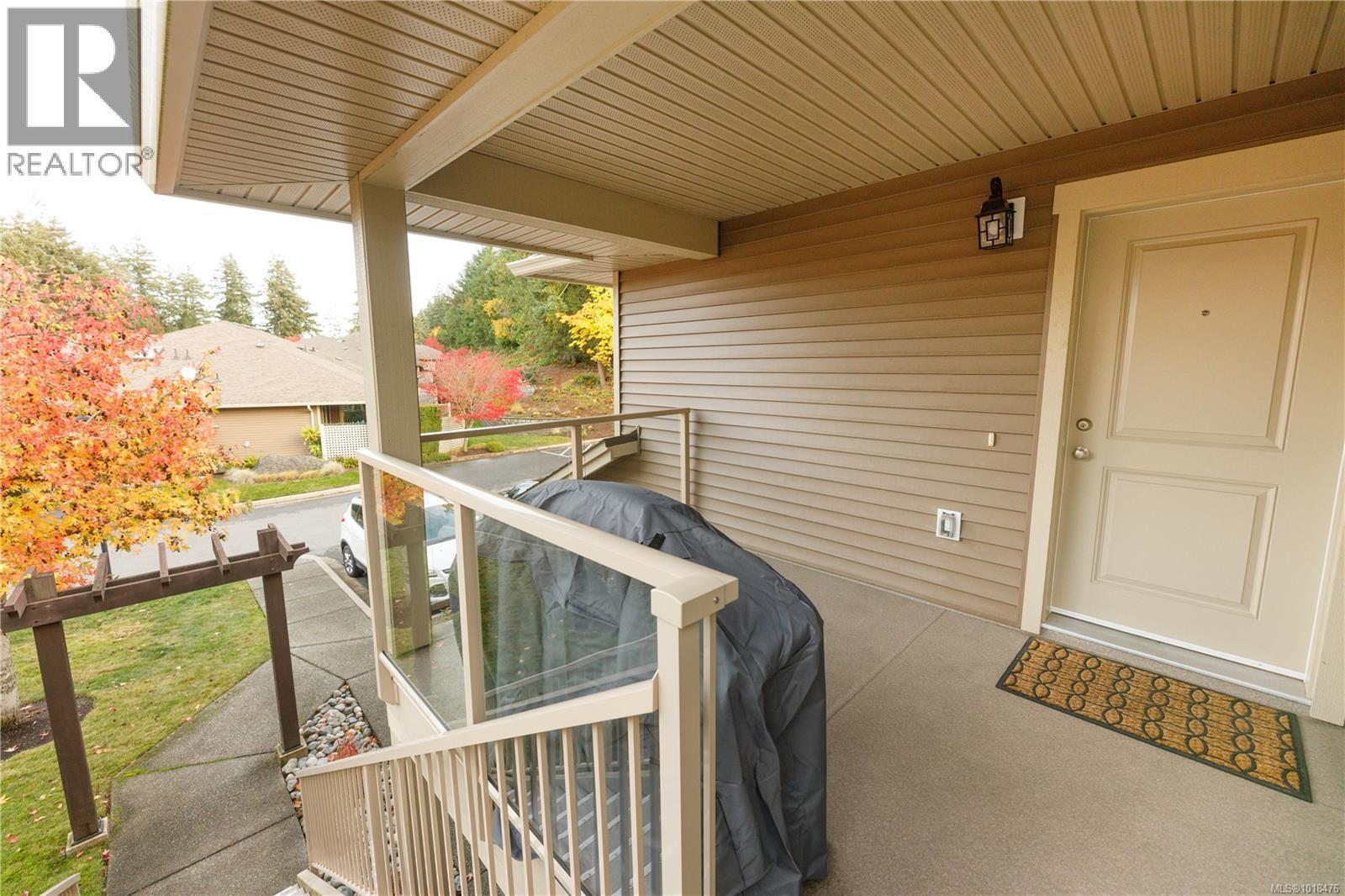 202 4460 Hedgestone Pl, Nanaimo