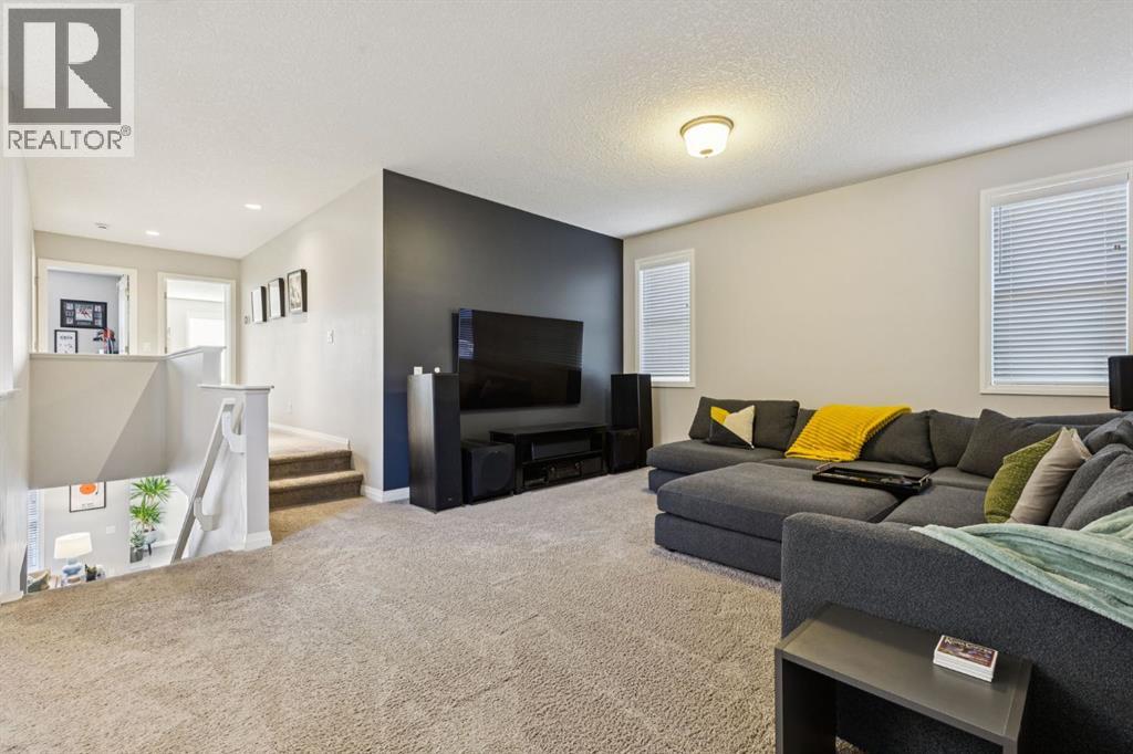 5 Riviera Place, Cochrane