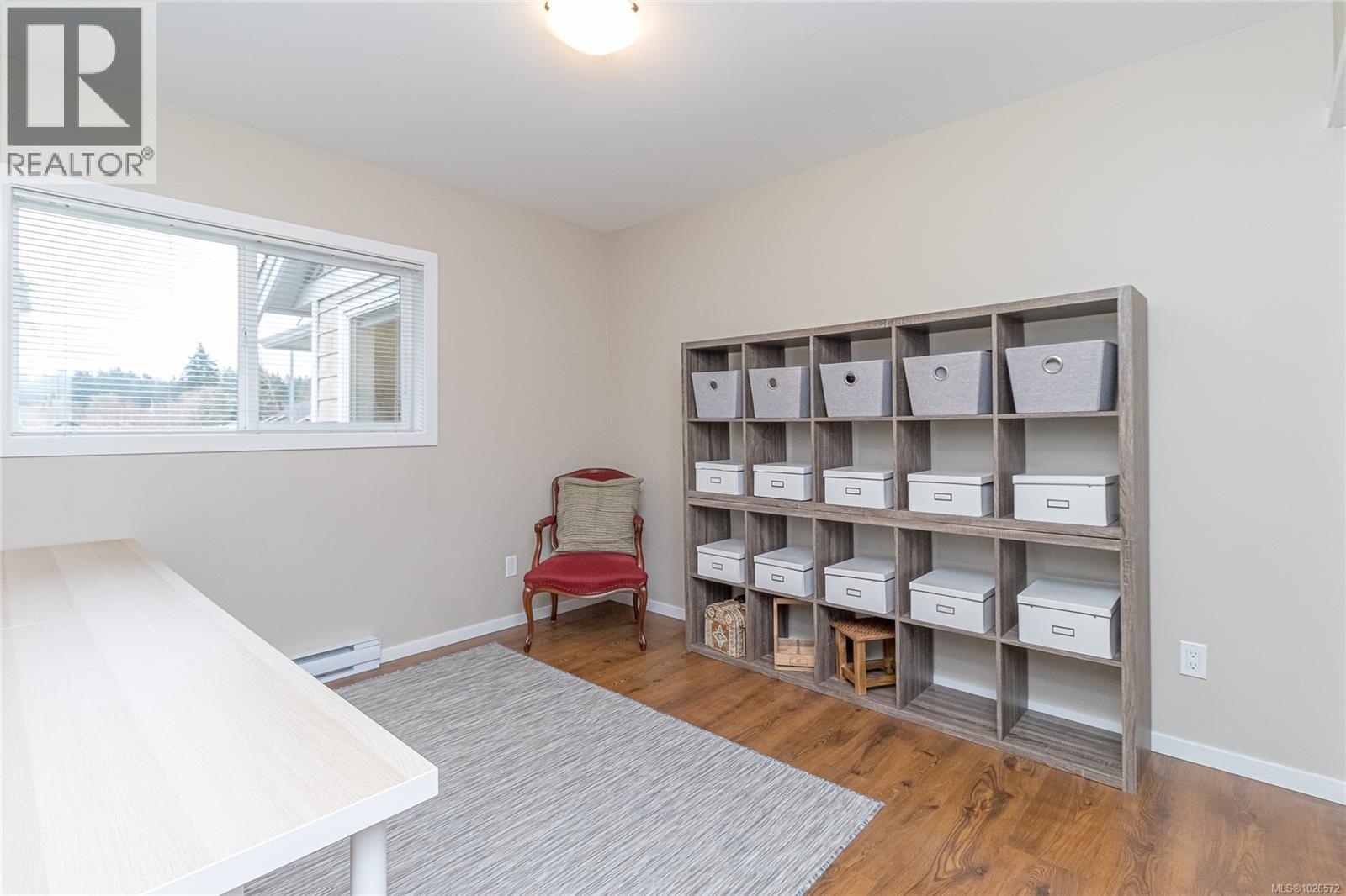 5966 Tower Pl, Duncan