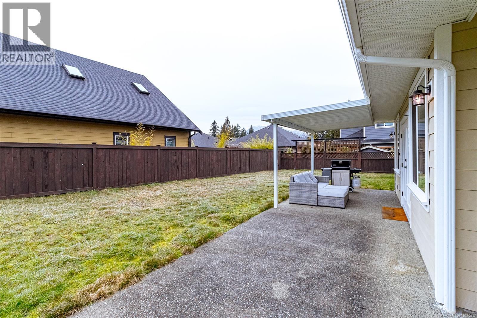 5966 Tower Pl, Duncan