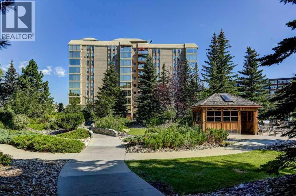 204, 4603 Varsity Drive NW, Calgary, Alberta