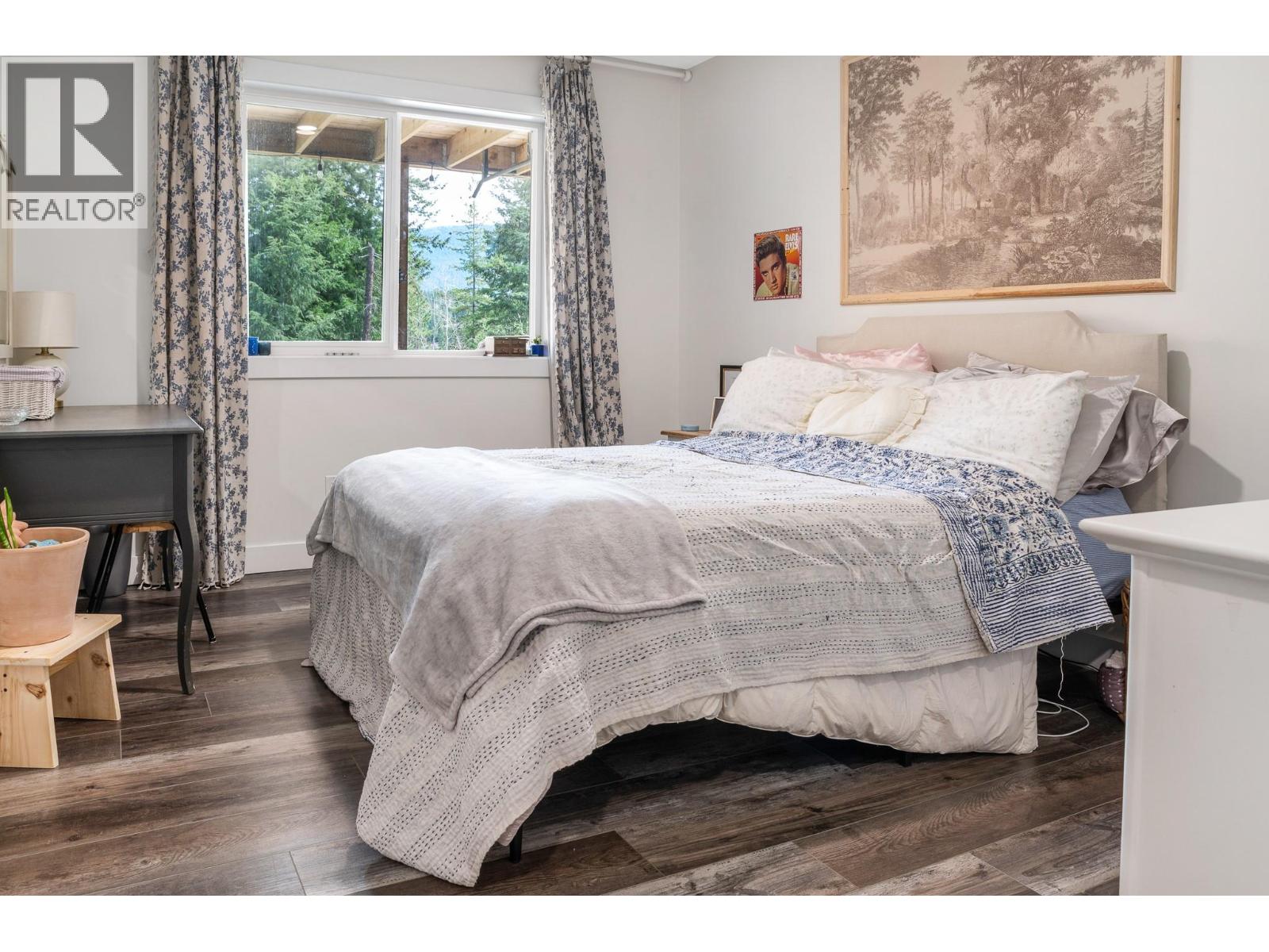 2741 Golf Course Drive, Blind Bay