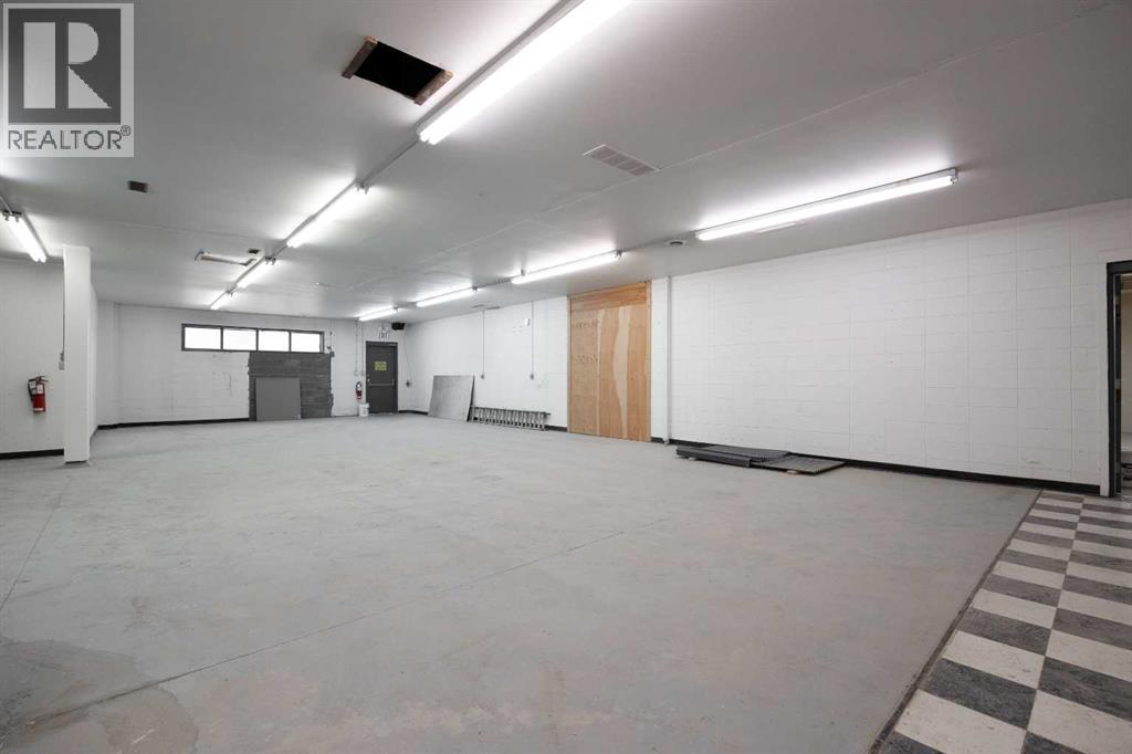 9401 Franklin Avenue, Fort McMurray