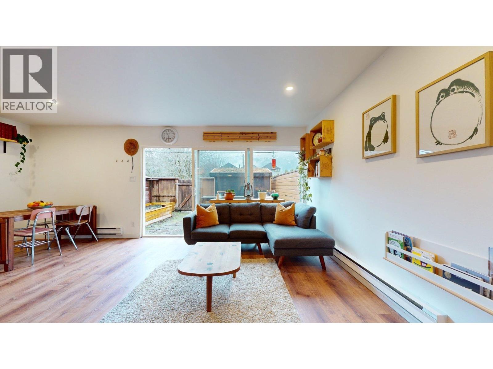 7 38455 WILSON CRESCENT, Squamish