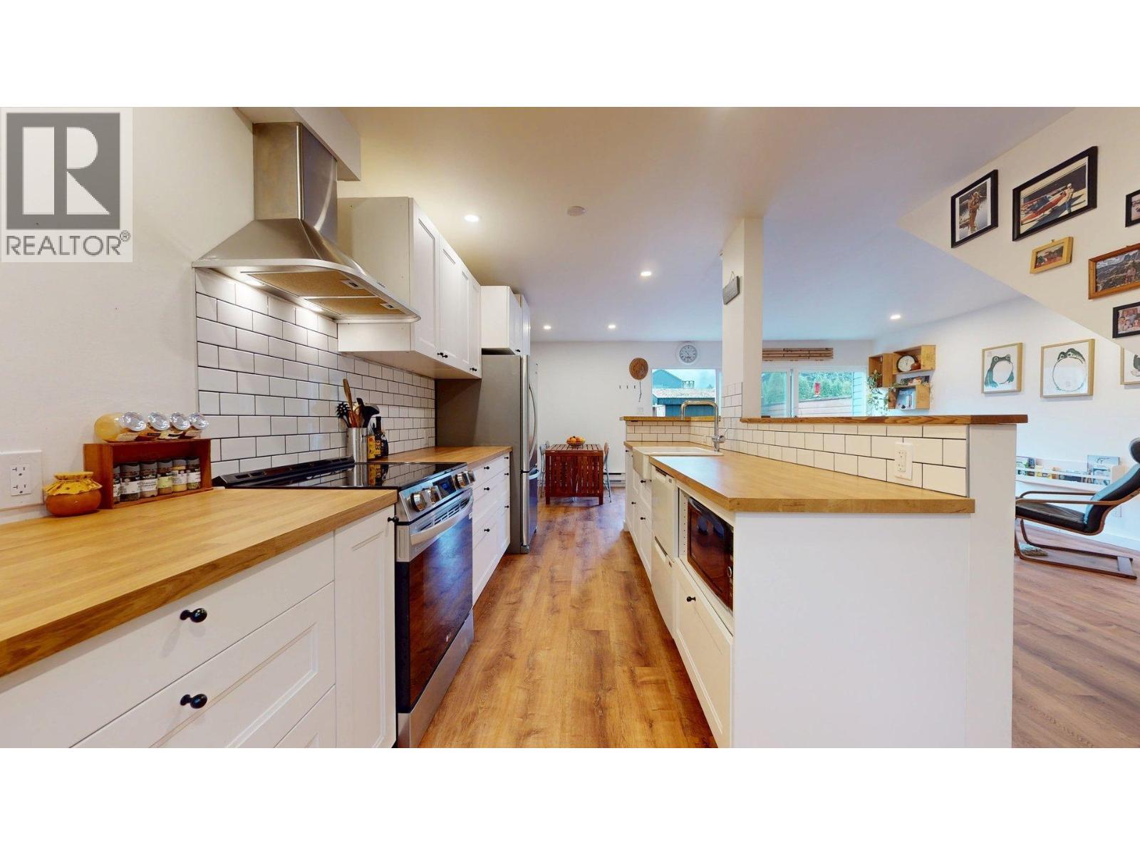 7 38455 WILSON CRESCENT, Squamish