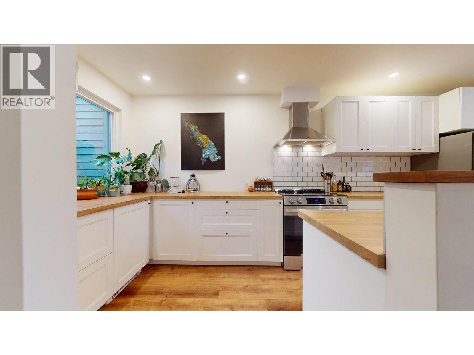 7 38455 WILSON CRESCENT, Squamish