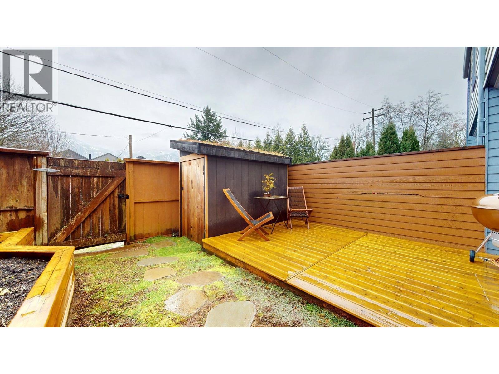 7 38455 WILSON CRESCENT, Squamish
