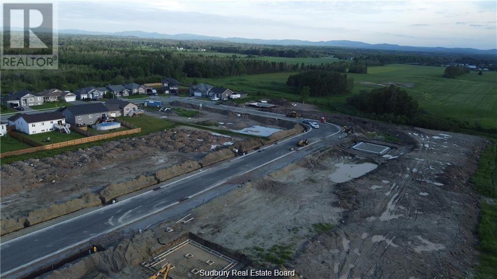 4325 Larocque Avenue - Photo 2 of 13, Val Caron, Ontario