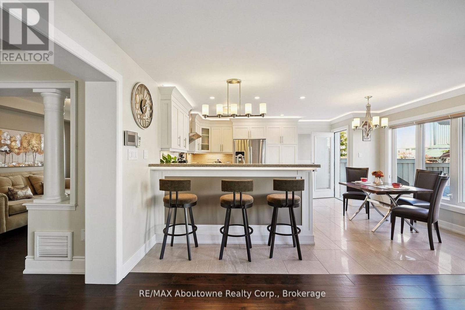 437 JELINIK TERRACE - Photo 5 of 50, Milton (SC Scott), Ontario