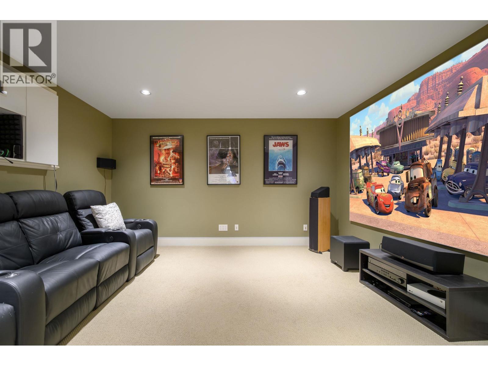 3402 ANNE MACDONALD WAY, North Vancouver