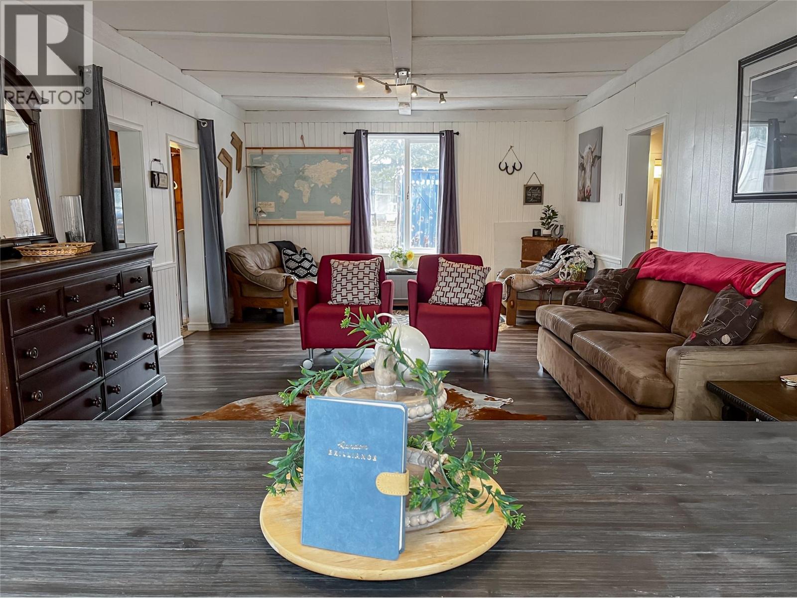 5844 Highway 33, Beaverdell