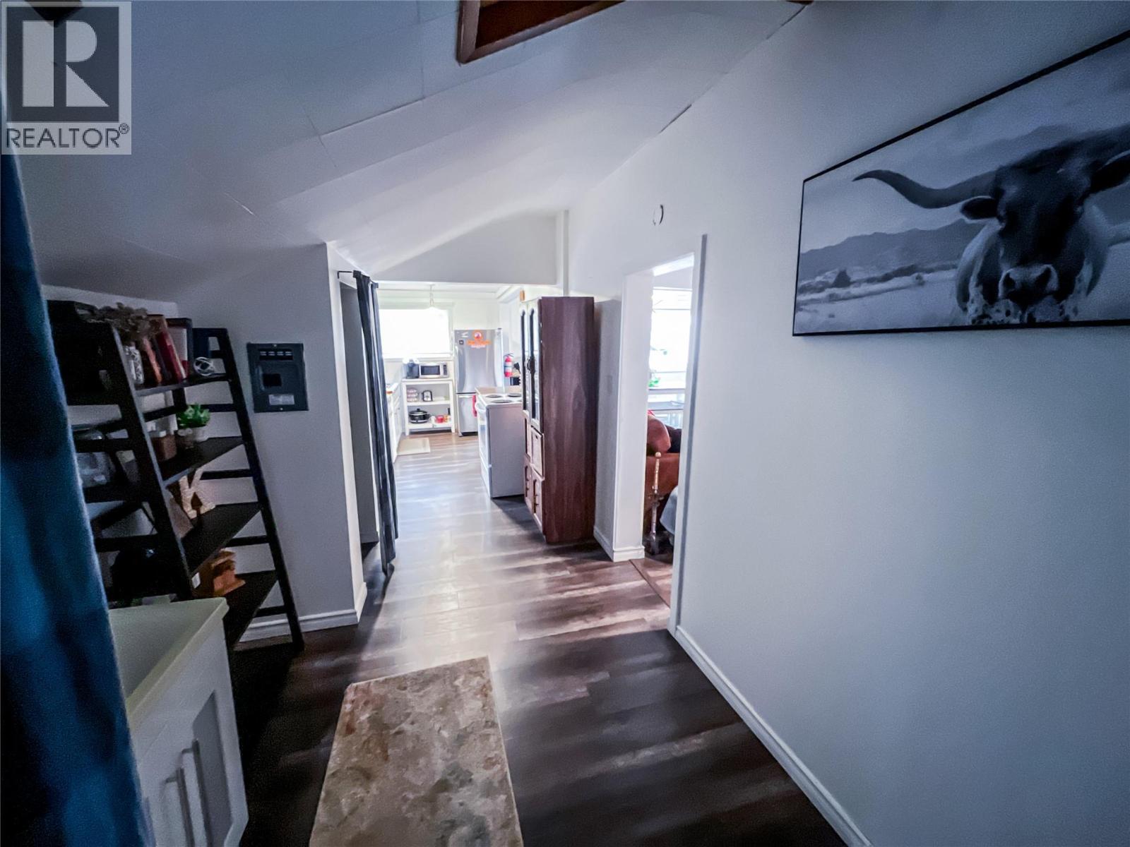 5844 Highway 33, Beaverdell