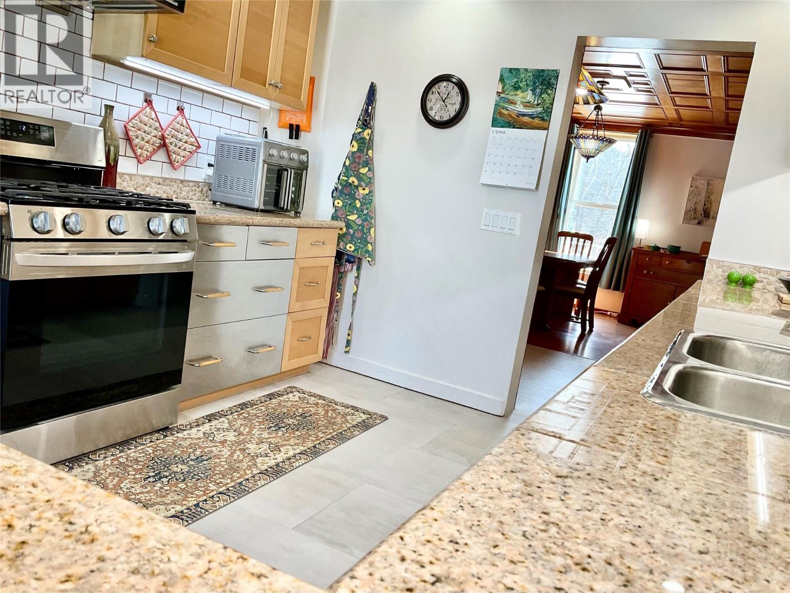 601 Government Avenue N, Greenwood