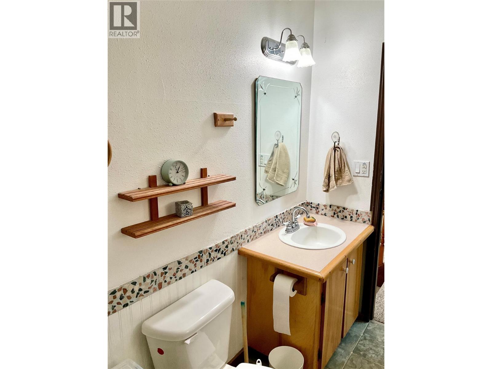 601 Government Avenue N, Greenwood