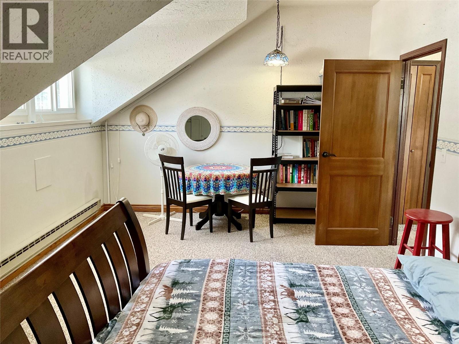 601 Government Avenue N, Greenwood