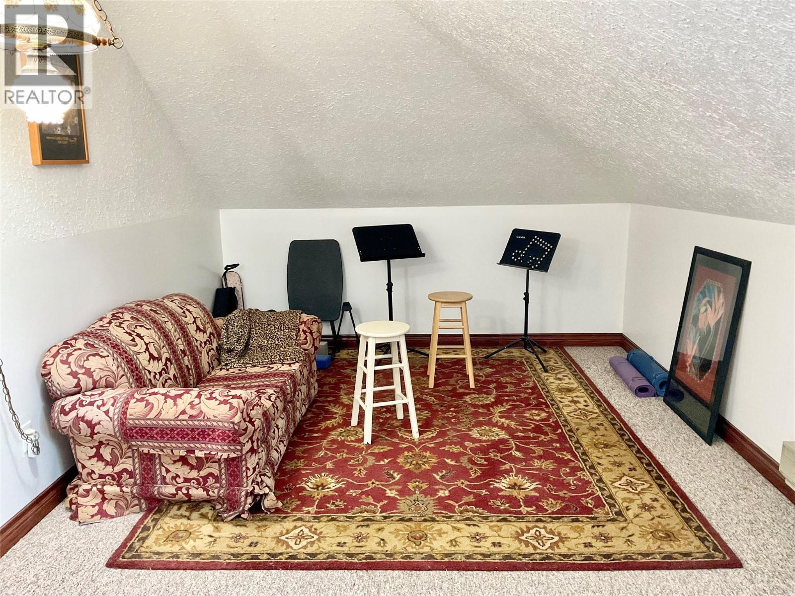 601 Government Avenue N, Greenwood