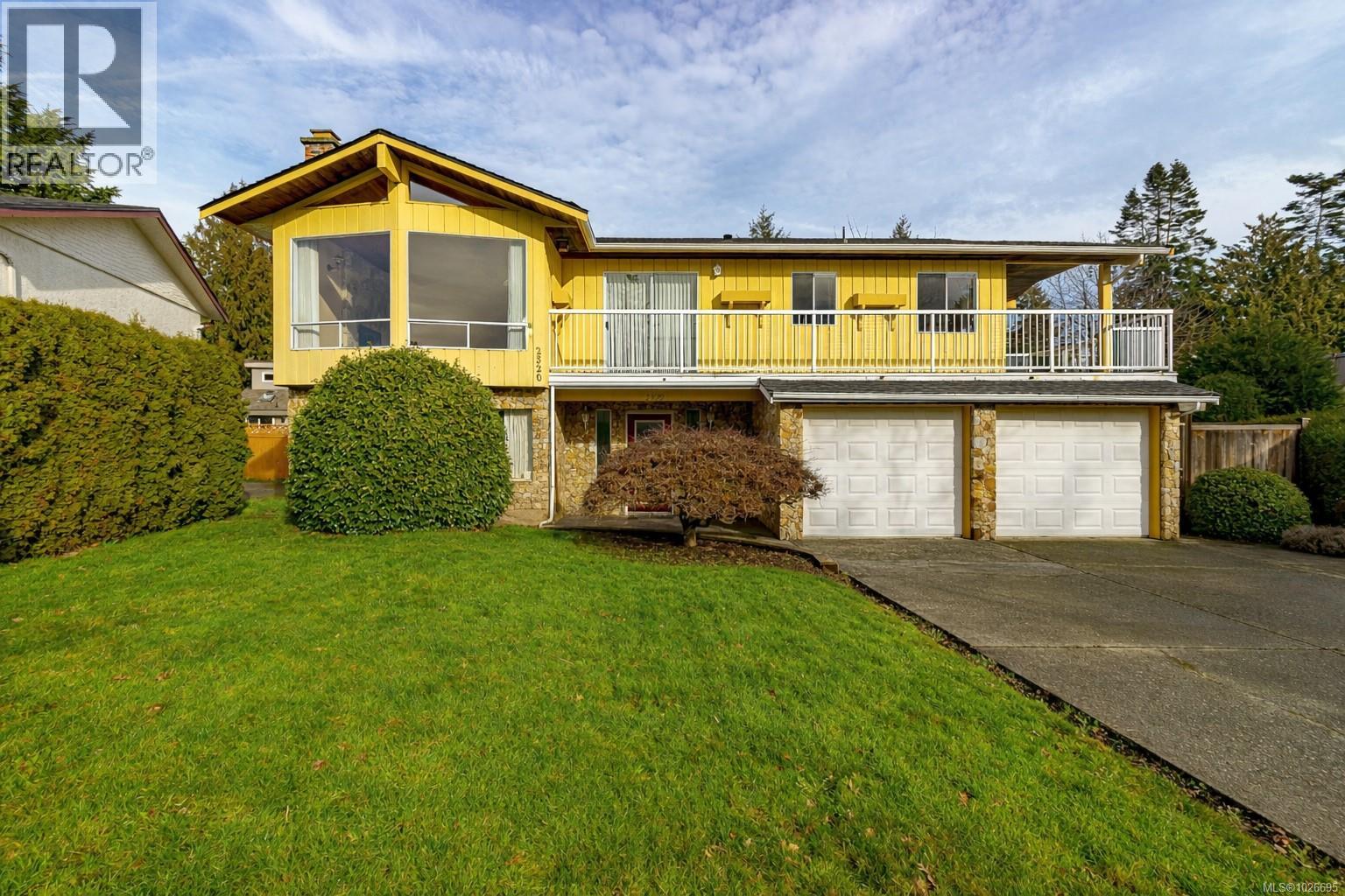  2320 Hazelton Place, Saanich