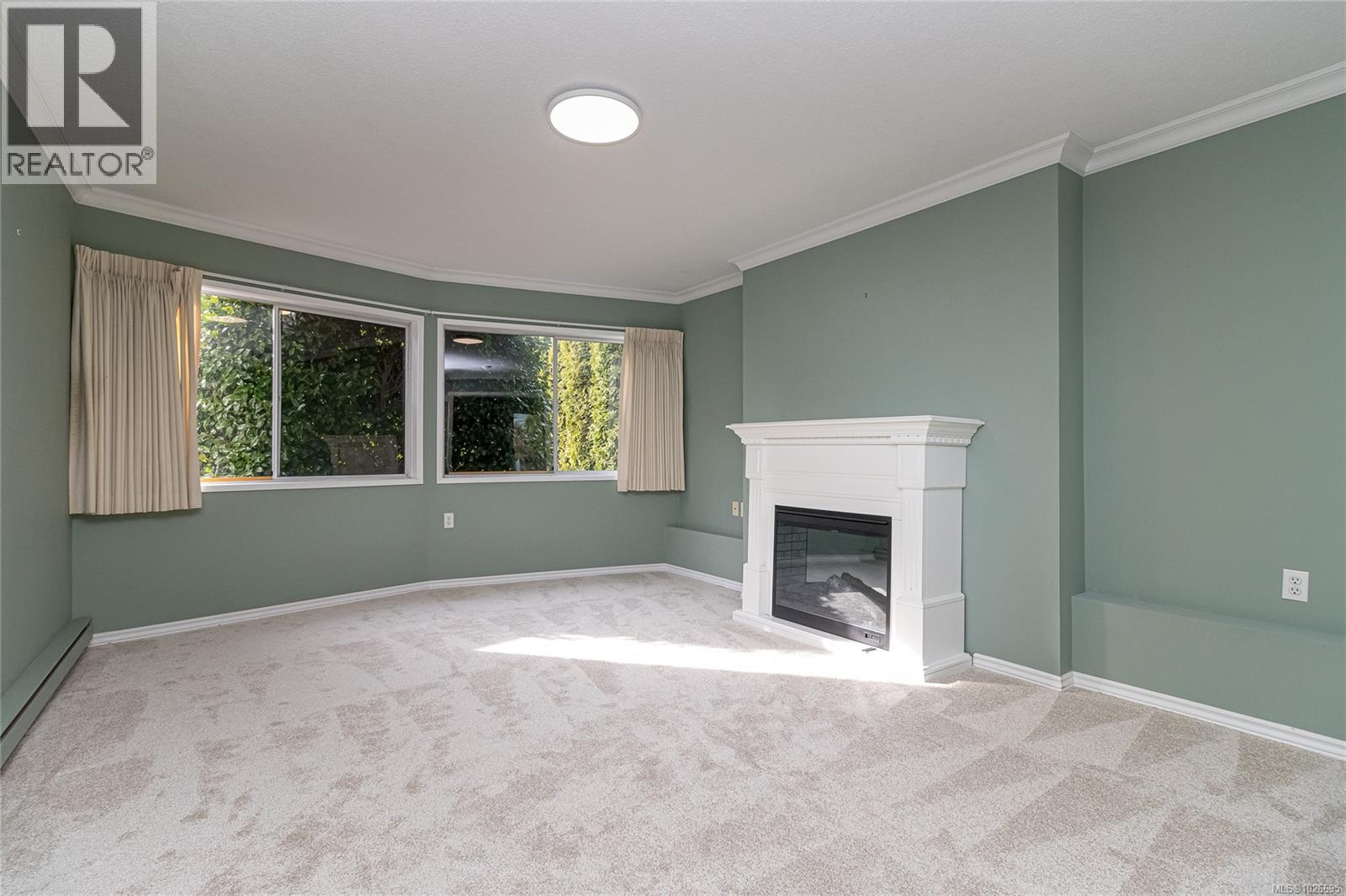  2320 Hazelton Place, Saanich