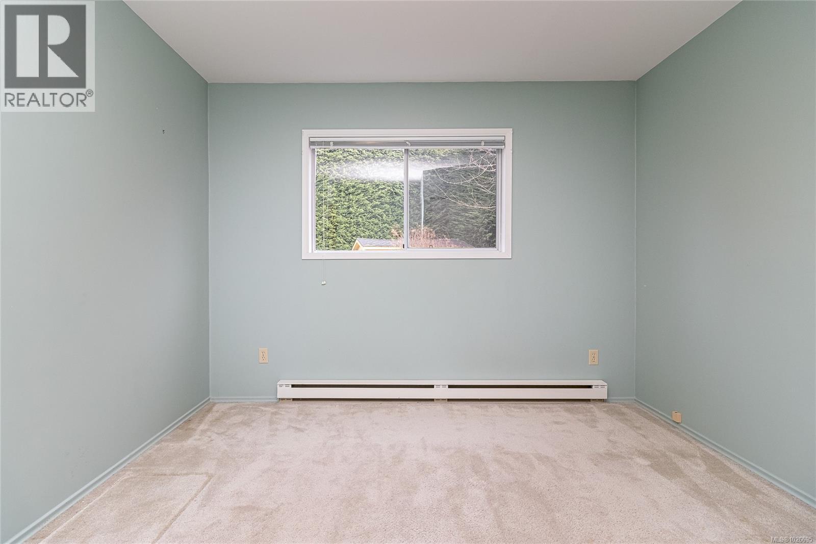  2320 Hazelton Place, Saanich