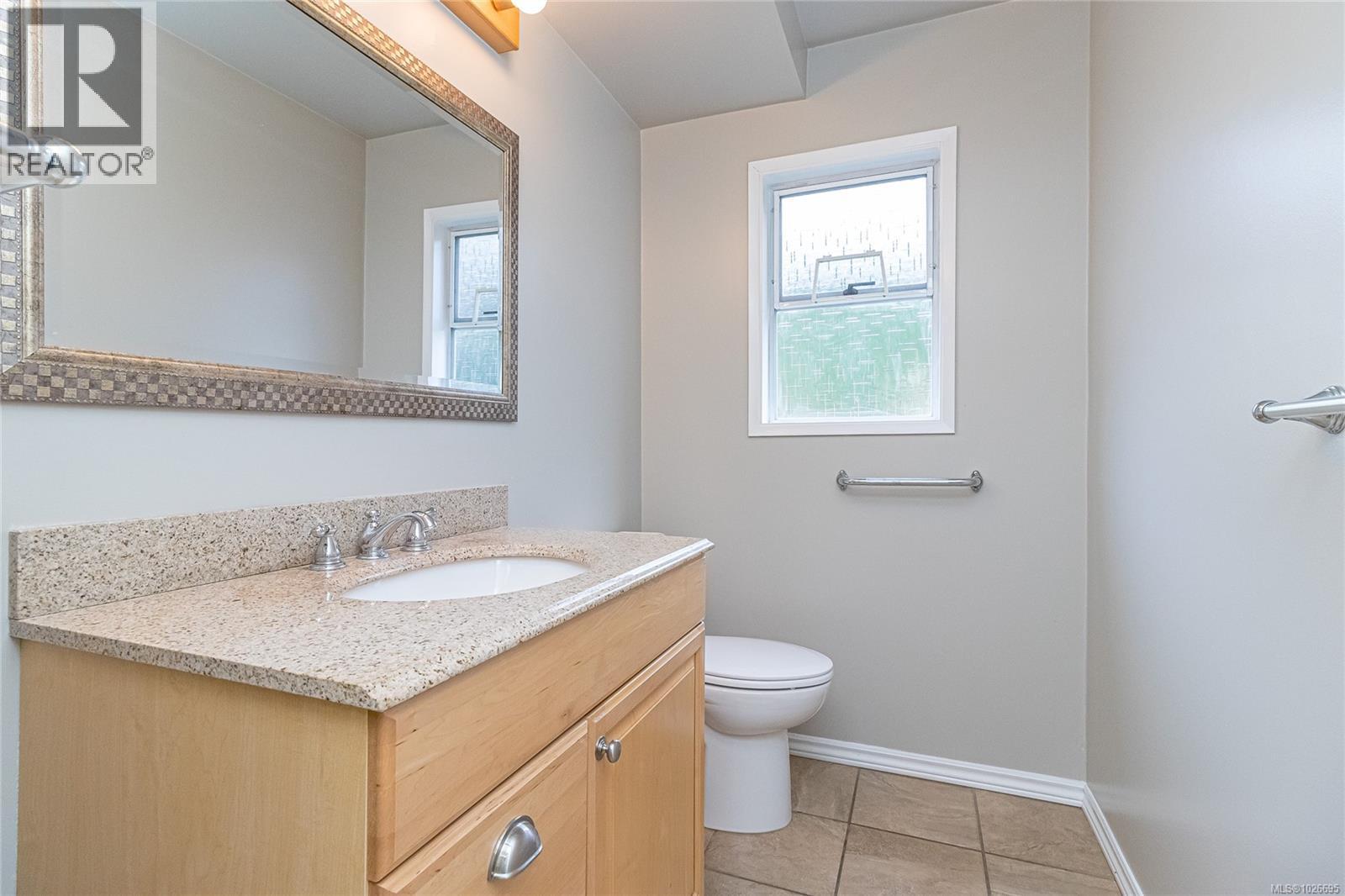  2320 Hazelton Place, Saanich