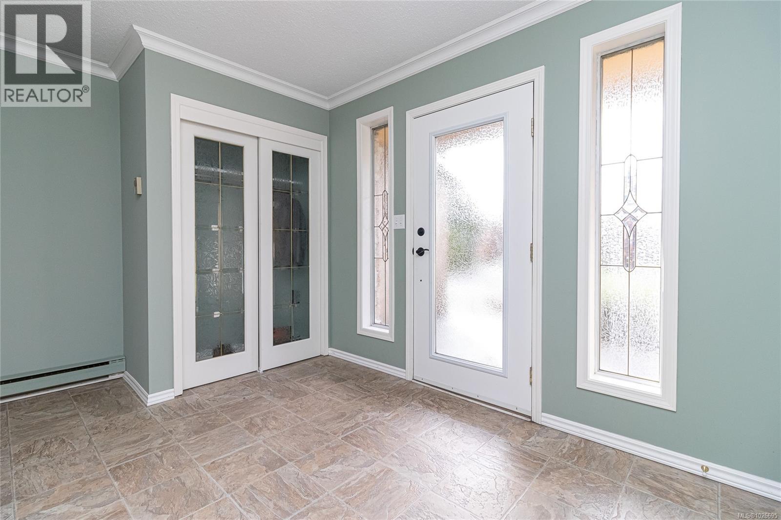  2320 Hazelton Place, Saanich