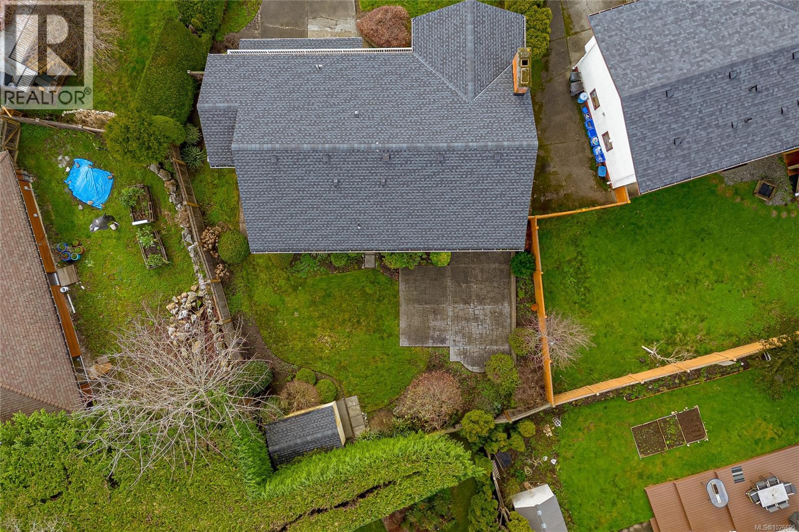  2320 Hazelton Place, Saanich