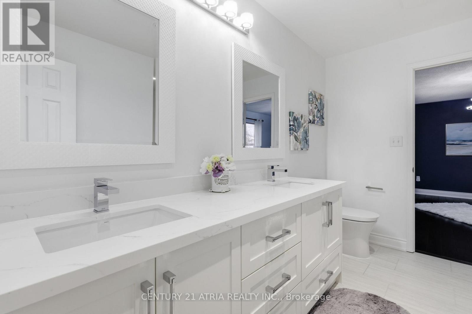 18 ABBOTT AVENUE - 14