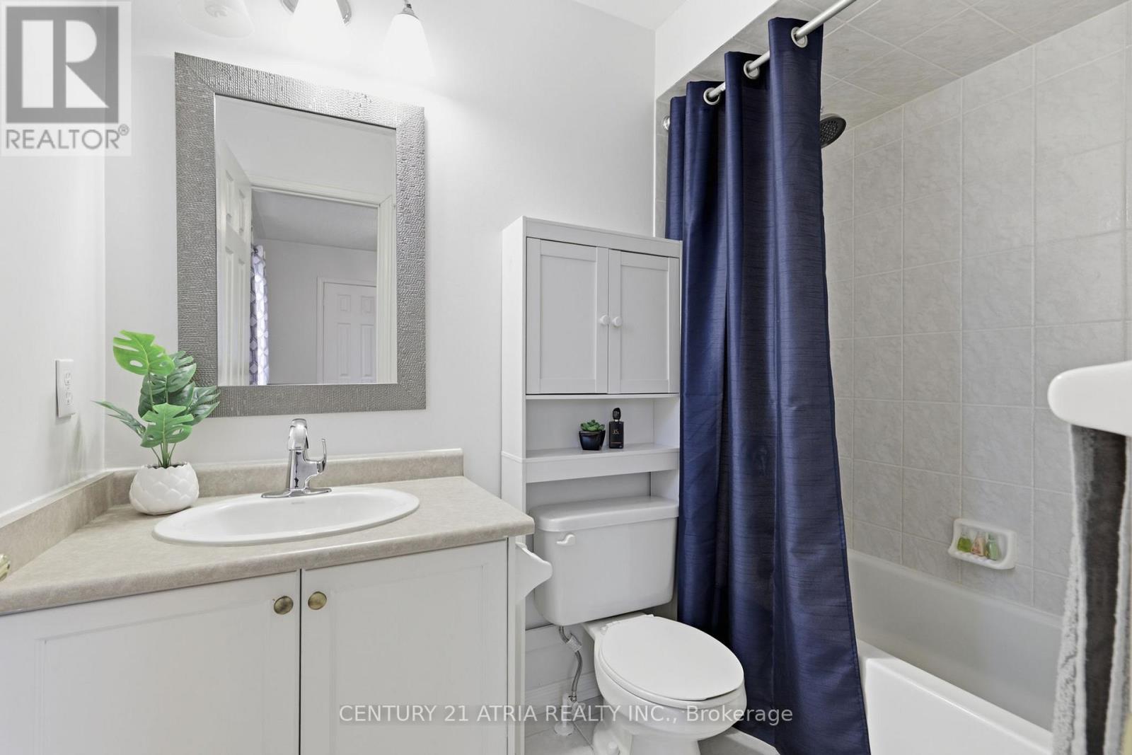 18 ABBOTT AVENUE - 16