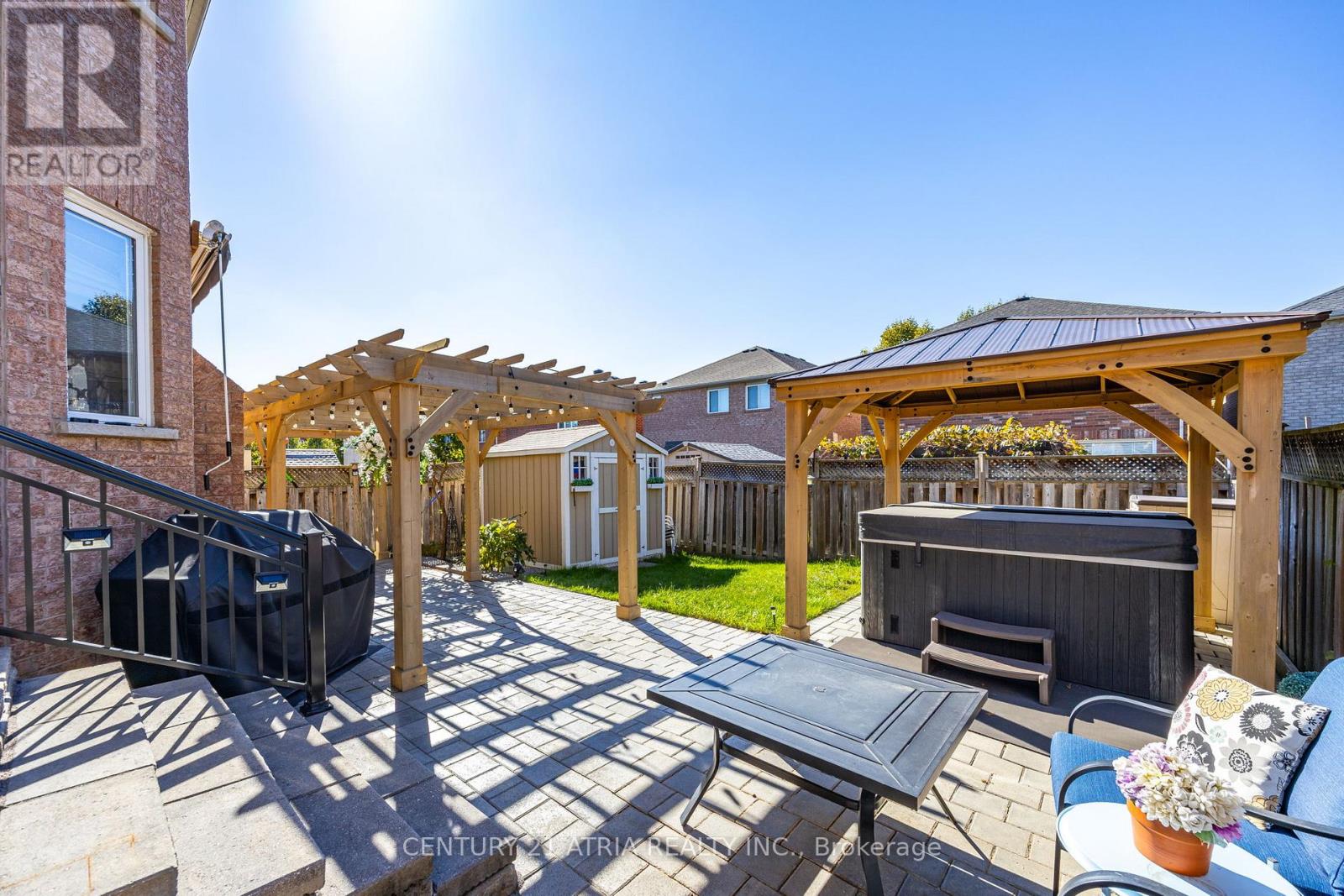 18 ABBOTT AVENUE - 24