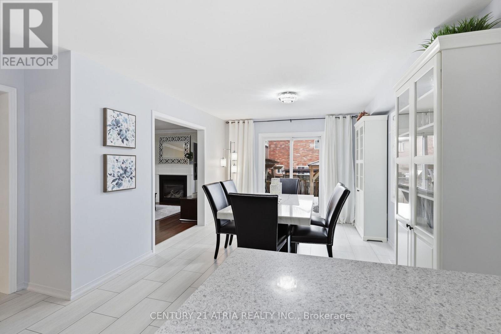 18 ABBOTT AVENUE - 8
