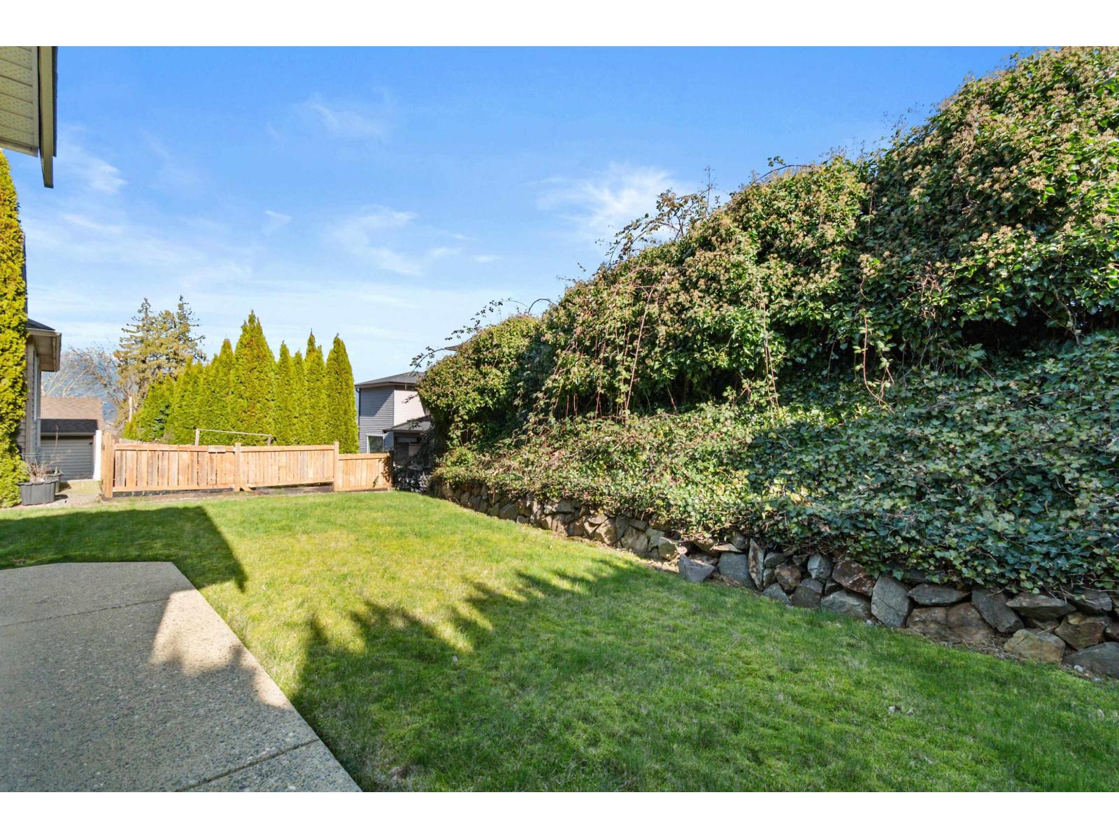 11 43875 CHILLIWACK MOUNTAIN ROAD, Chilliwack Mountain, Chilliwack