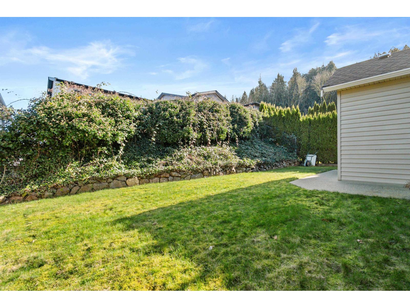 11 43875 CHILLIWACK MOUNTAIN ROAD, Chilliwack Mountain, Chilliwack