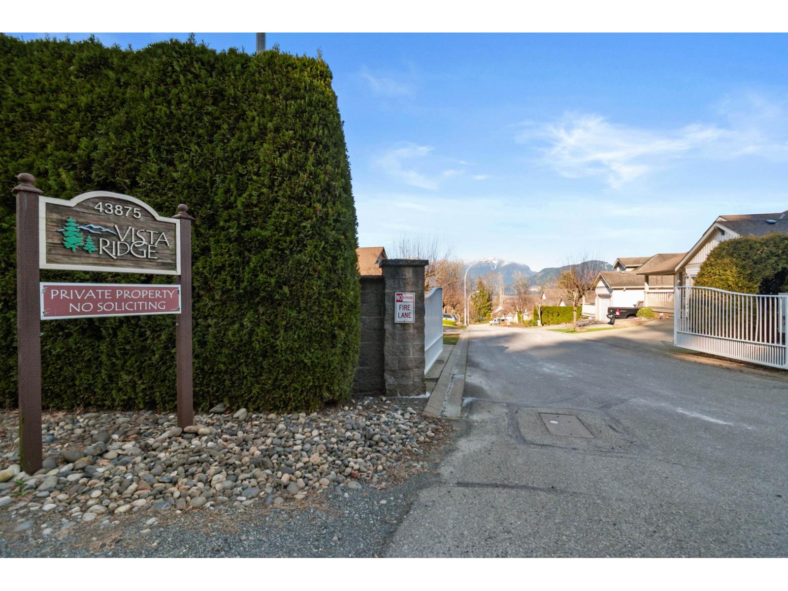 11 43875 CHILLIWACK MOUNTAIN ROAD, Chilliwack Mountain, Chilliwack