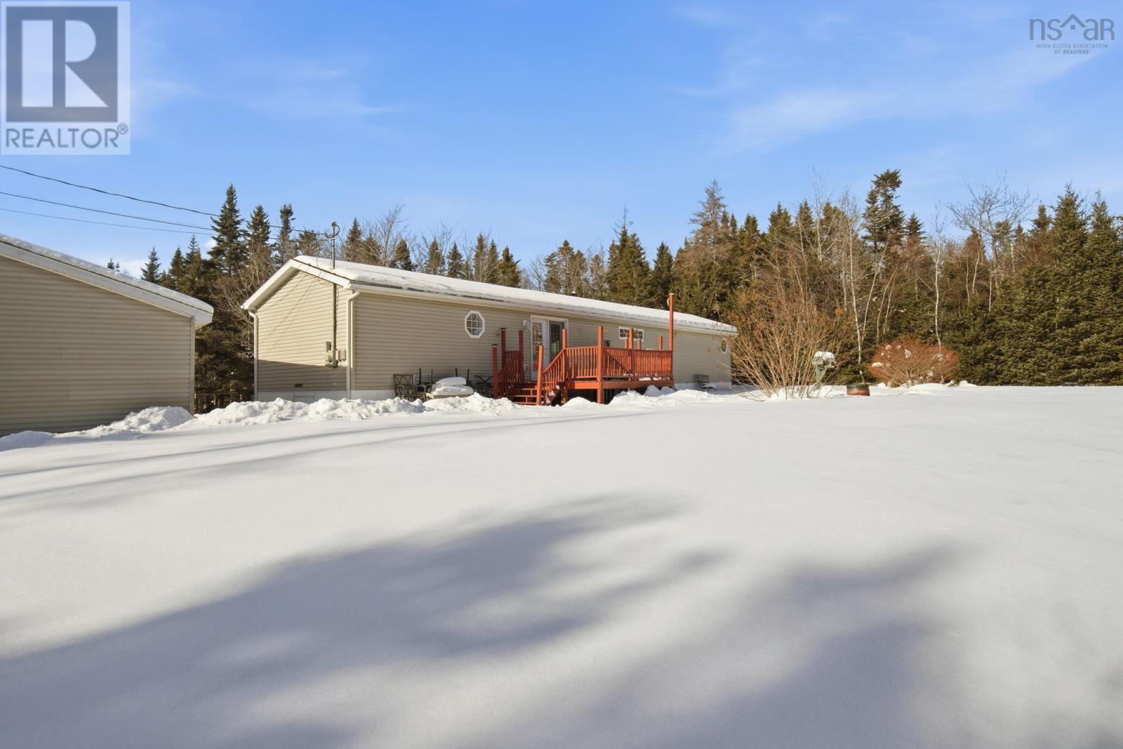 Property 27 of 27 of 107 South Uniacke Road