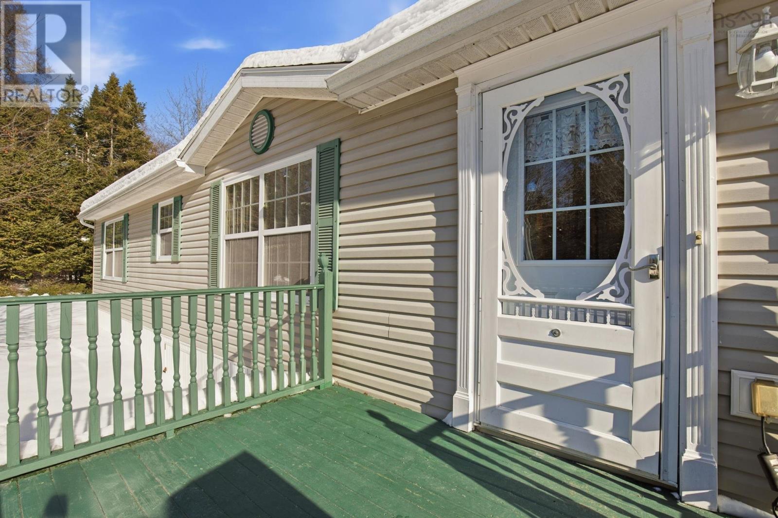 Property 3 of 27 of 107 South Uniacke Road