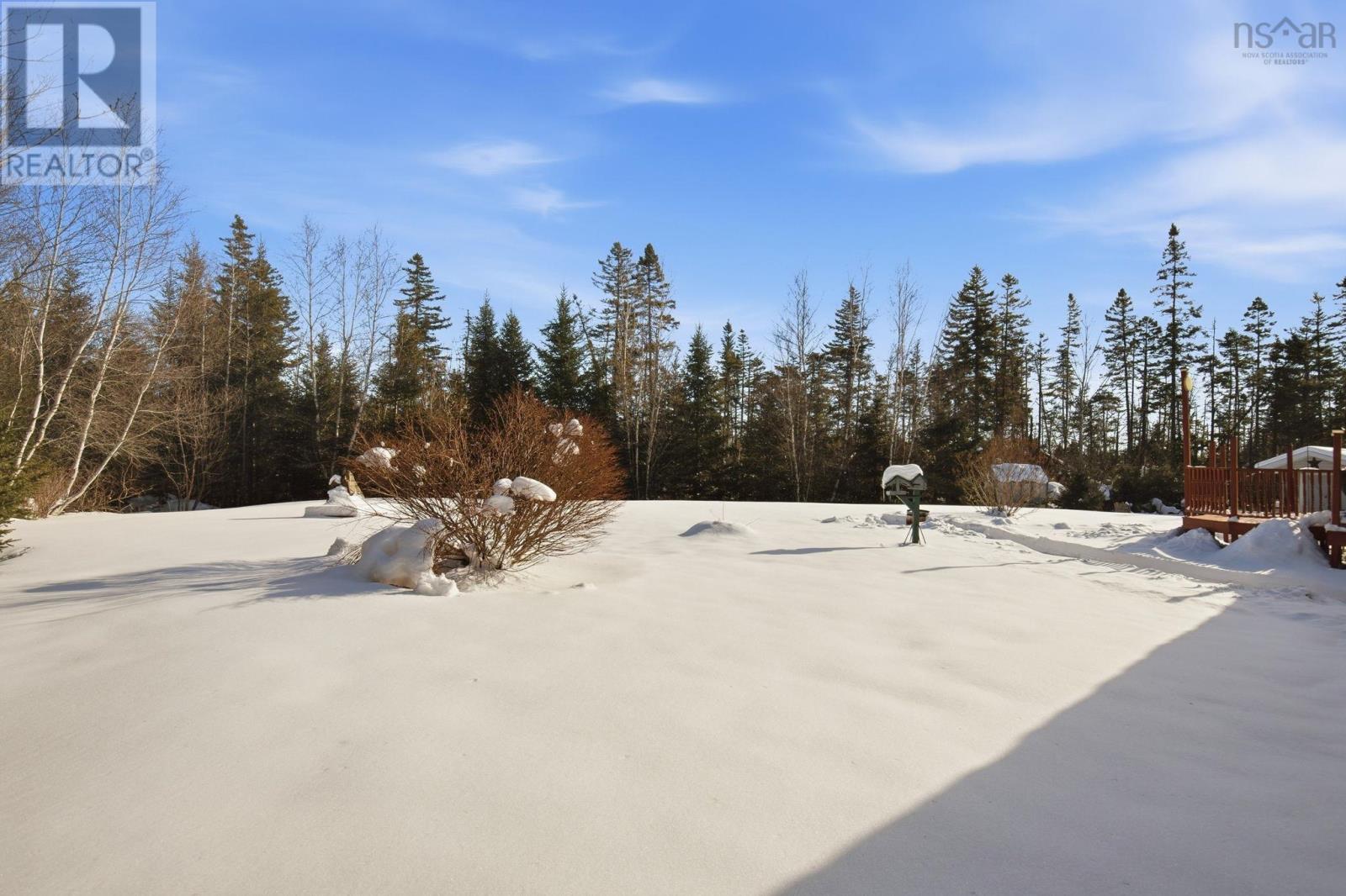 Property 16 of 27 of 107 South Uniacke Road