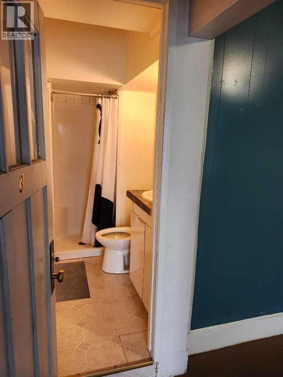 Single Family House for Sale in   Avenue NW Mount Pleasant Calgary 