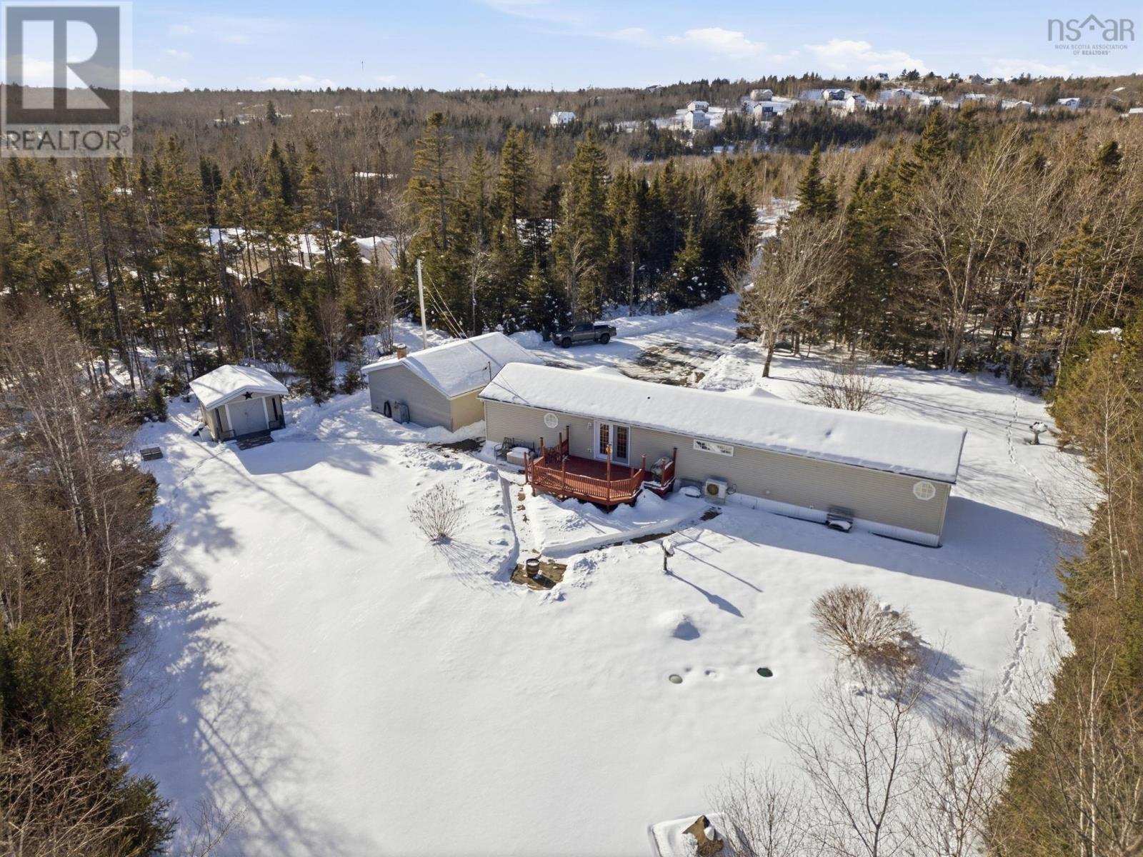 Property 25 of 27 of 107 South Uniacke Road