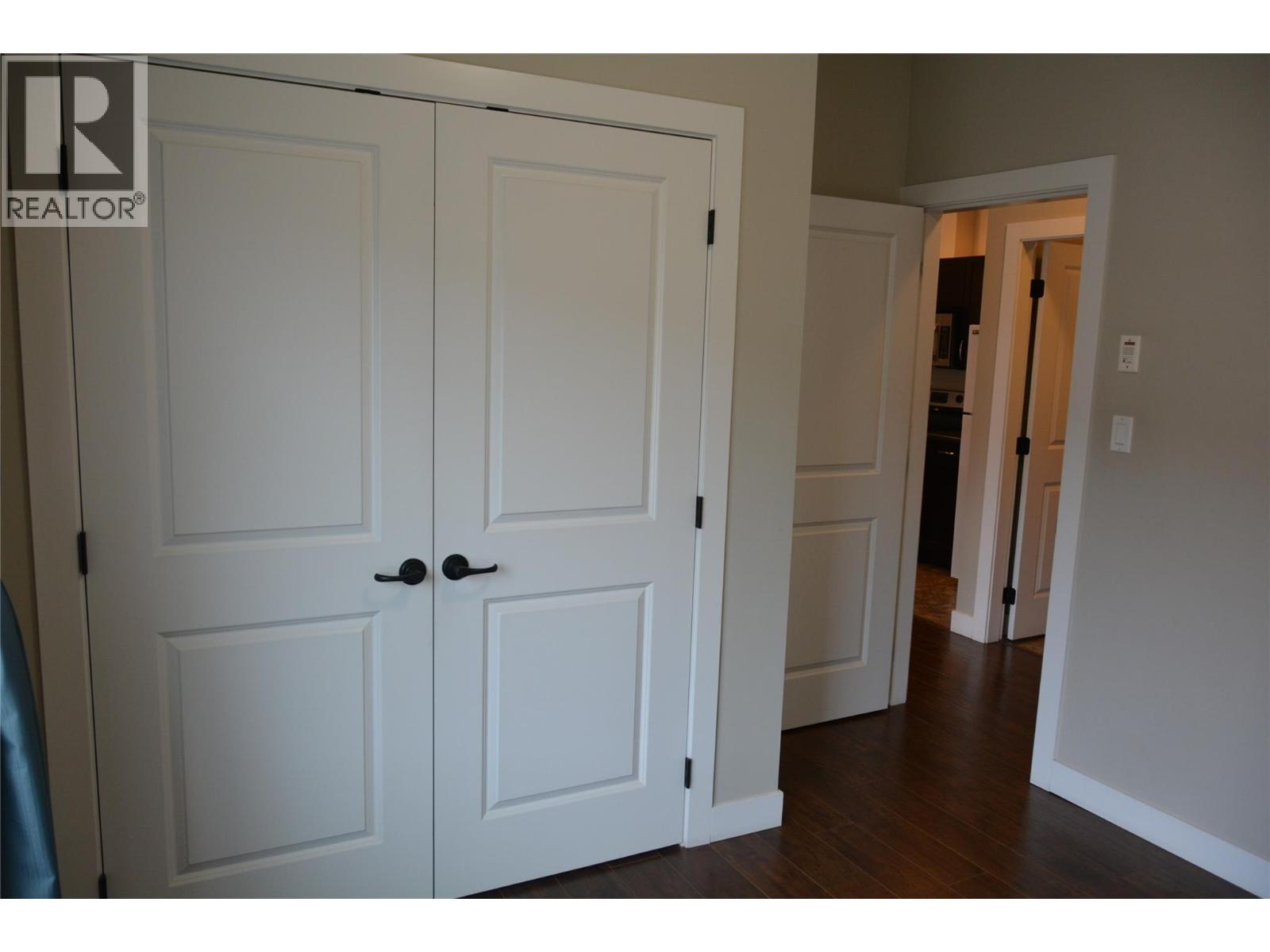 #509 5170 DALLAS DRIVE - 12