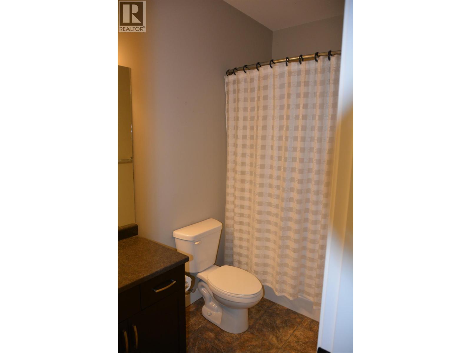 #509 5170 DALLAS DRIVE - 7