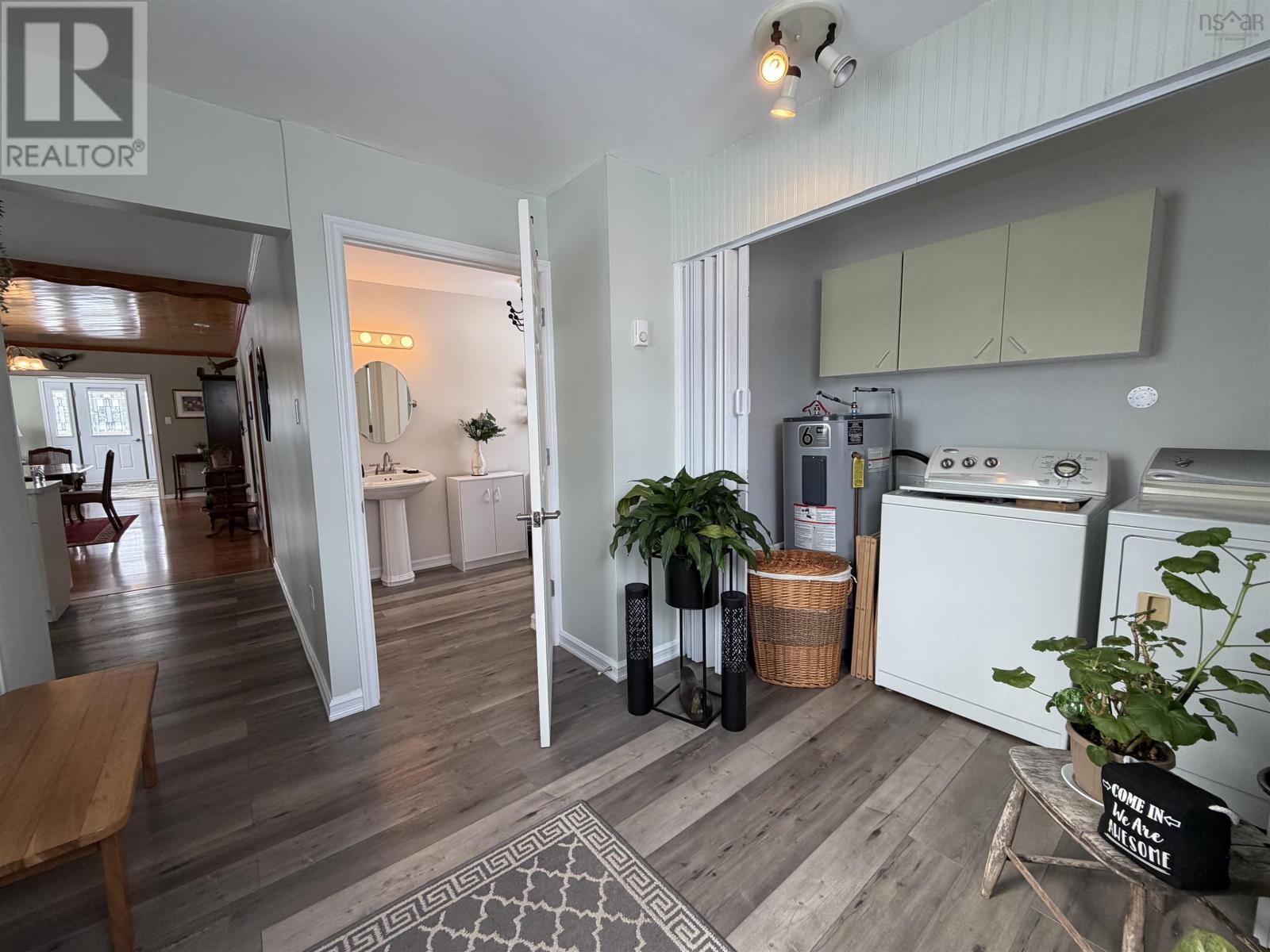 Property 12 of 44 of 24585 Highway 7