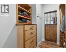 420 1st St, Sointula, BC V0N3E0 Photo 32