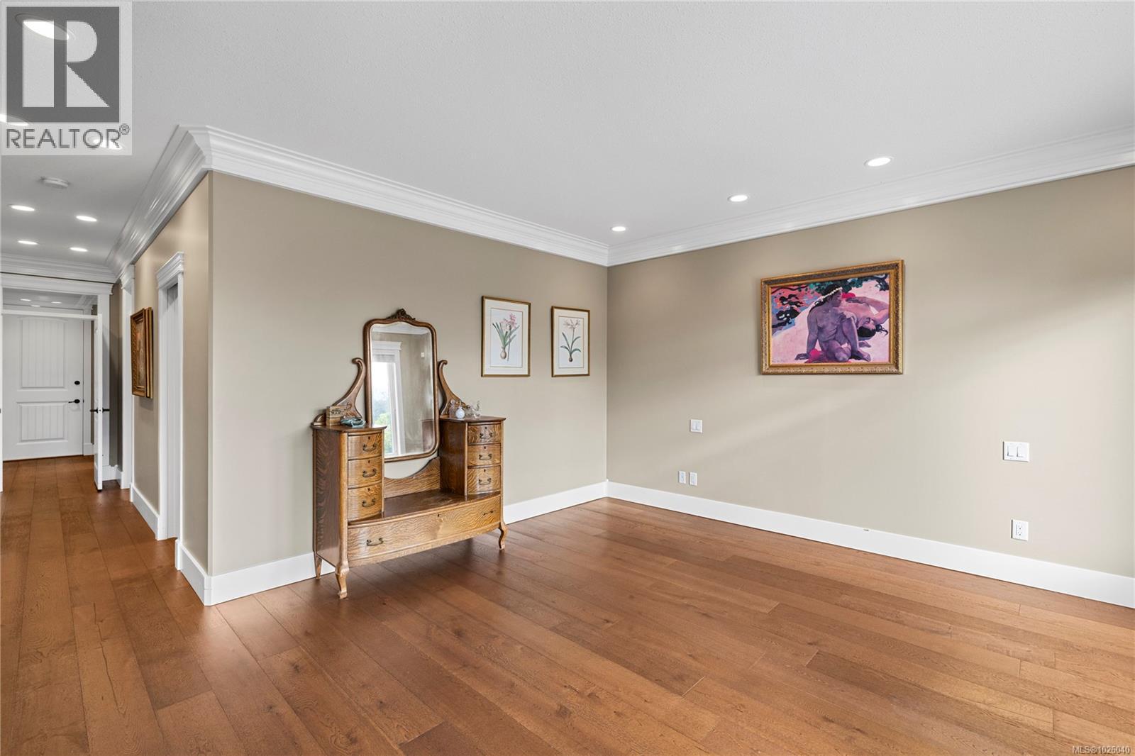 930 Eaglecrest Dr, Qualicum Beach