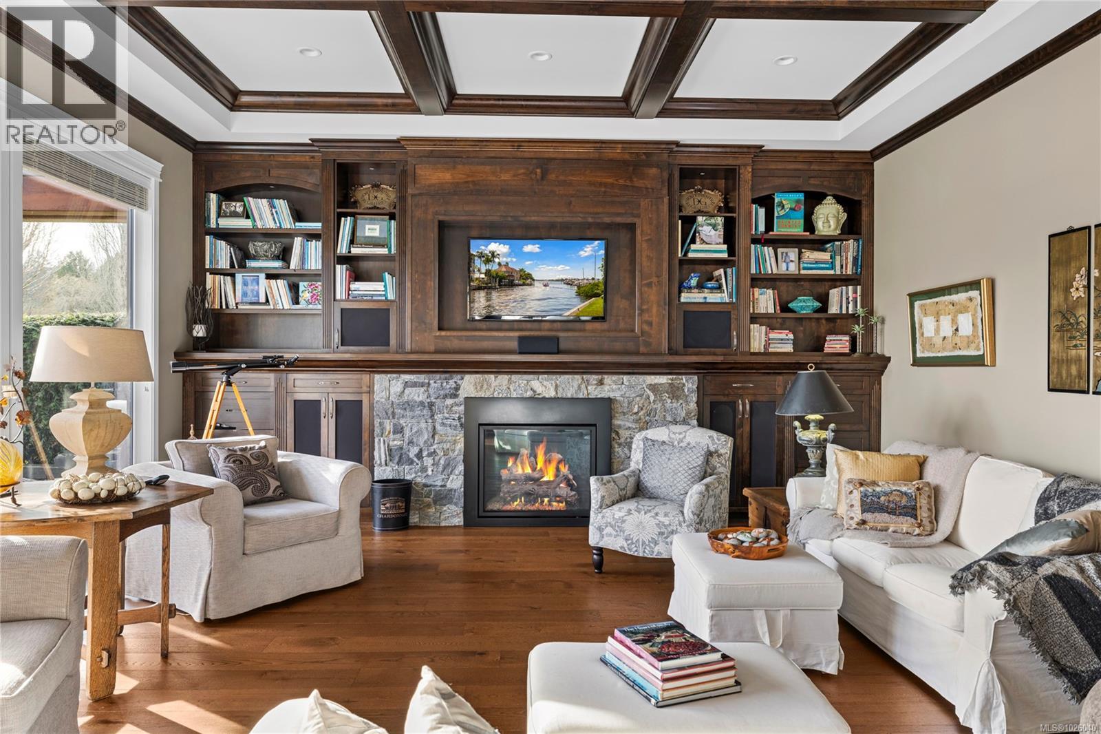 930 Eaglecrest Dr, Qualicum Beach