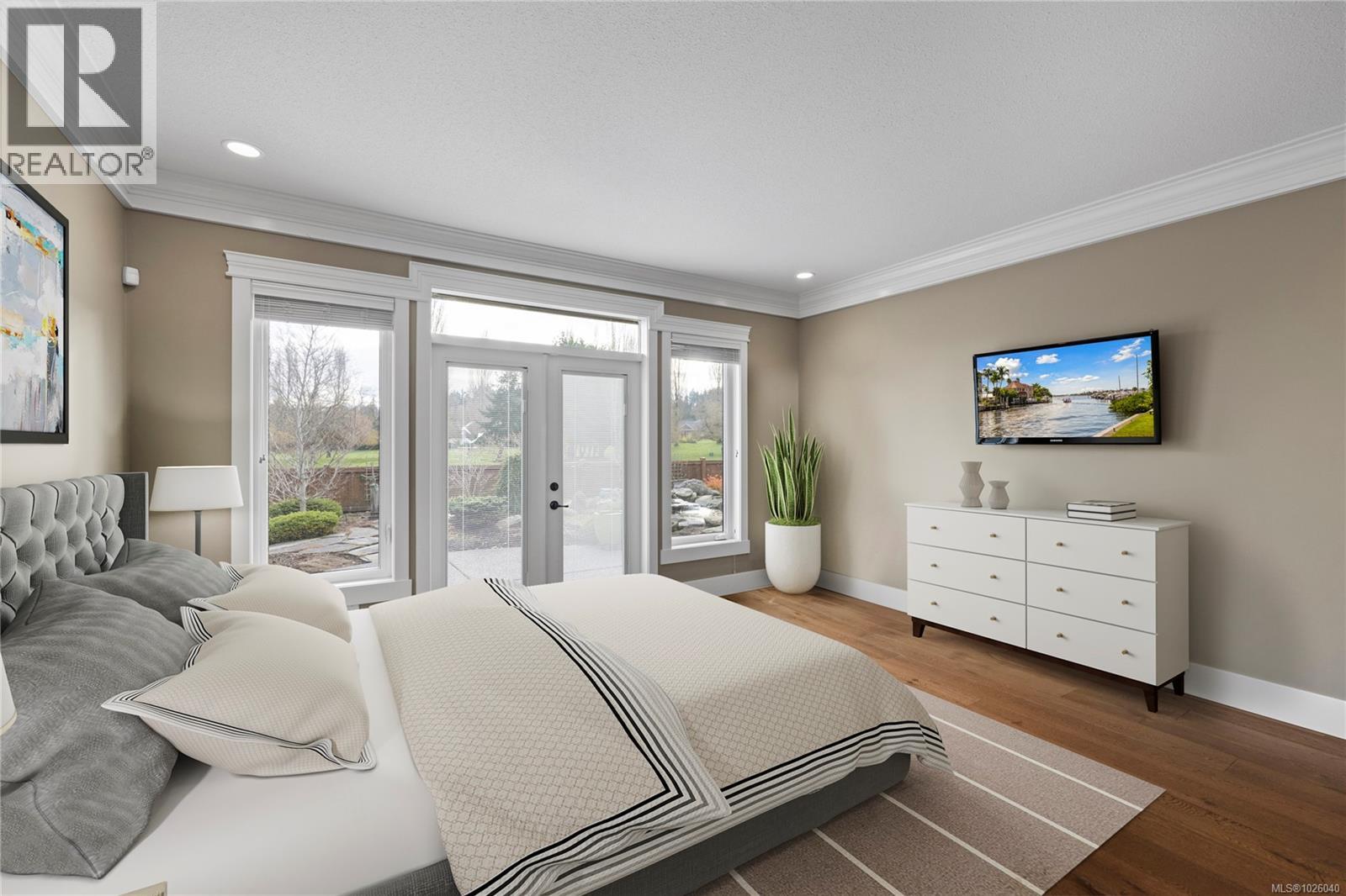 930 Eaglecrest Dr, Qualicum Beach