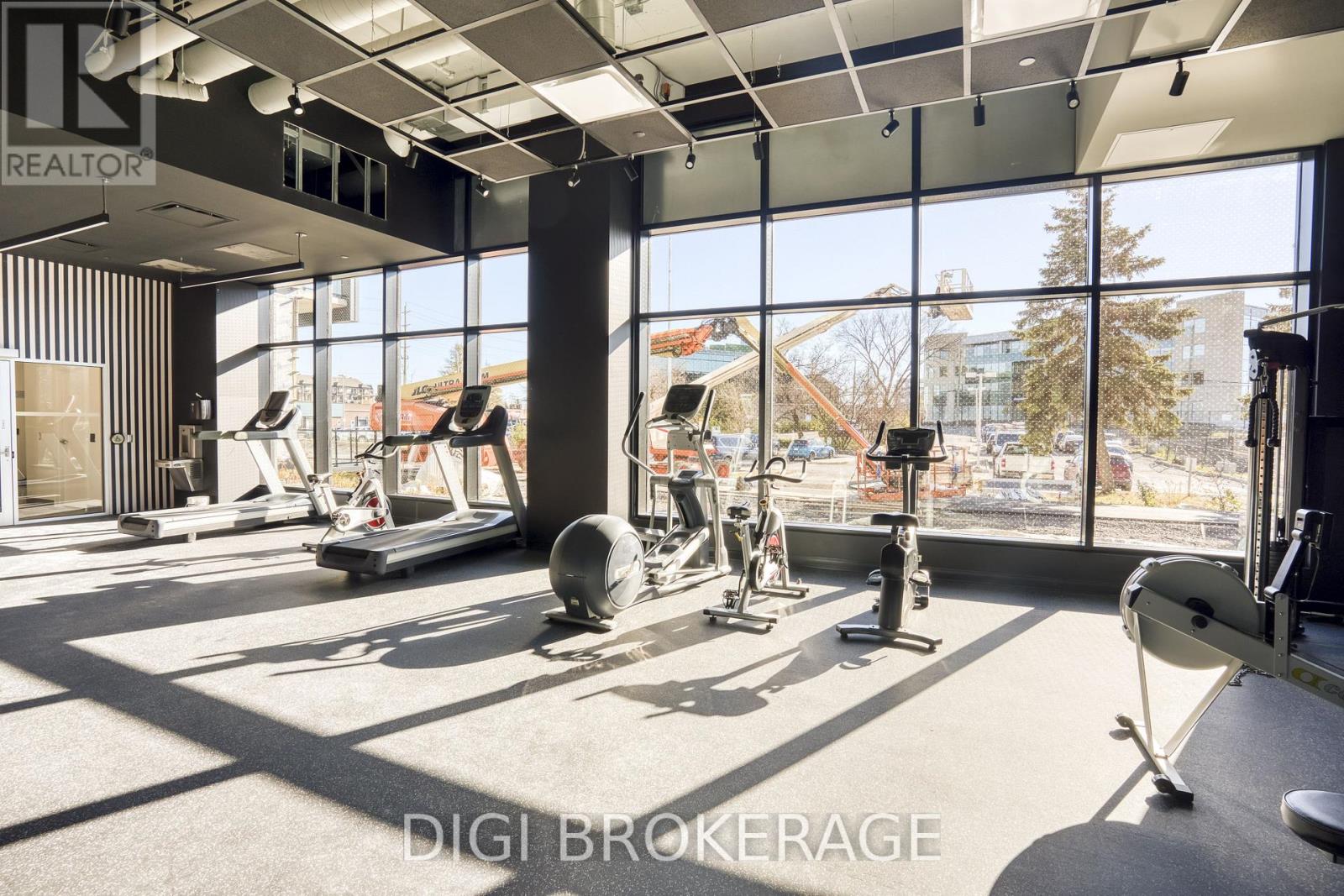 1240 Cummings Unit 906 photo 4