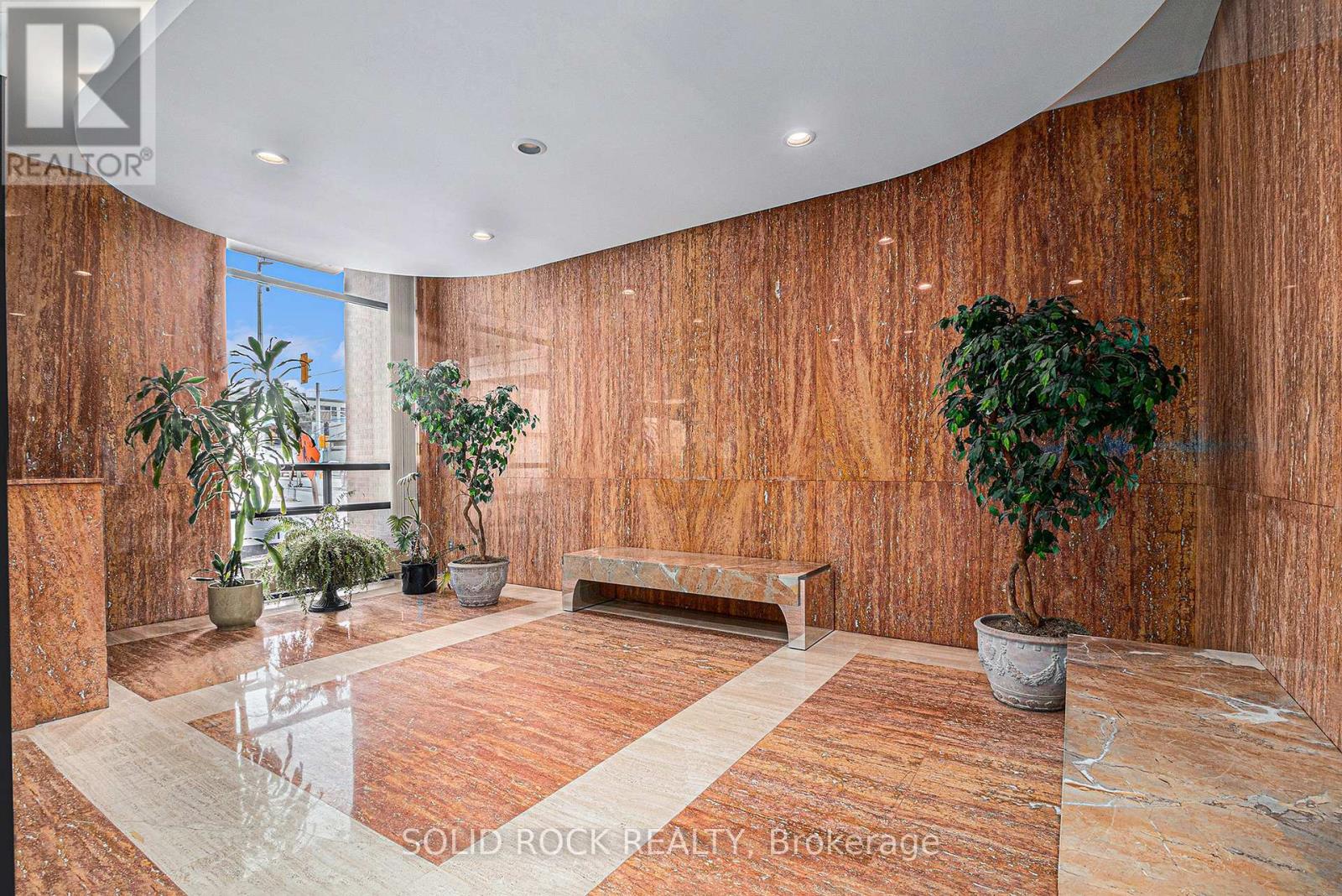 #1204 475 LAURIER AVENUE W - 3