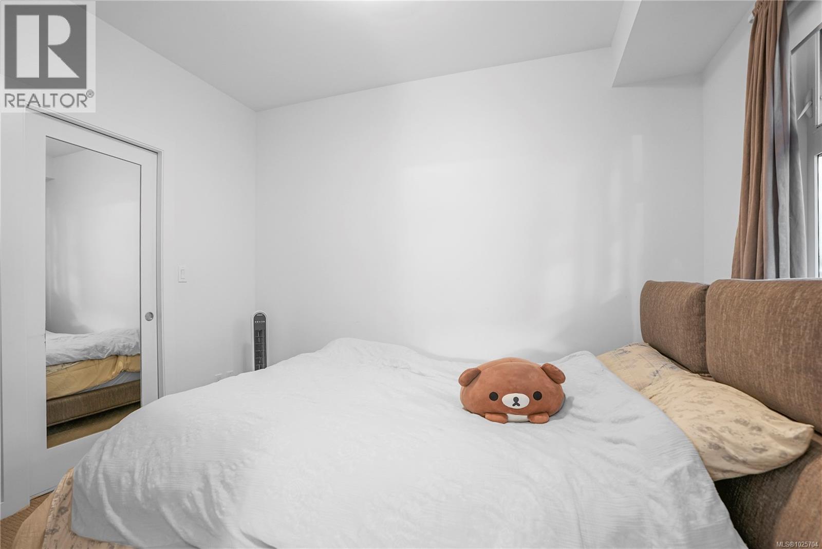 102 1014 Park Boulevard, Victoria