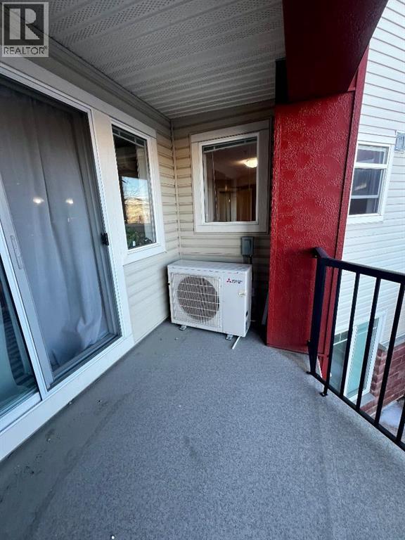 Single Family House for Sale in   Country Village Circle NE Country Hills Village Calgary 