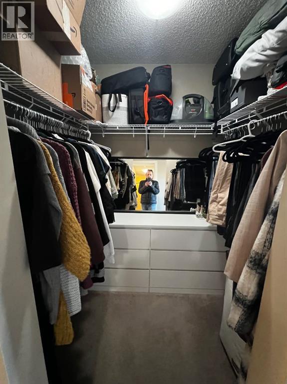 Single Family House for Sale in   Country Village Circle NE Country Hills Village Calgary 